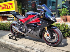 BMW S1000RR 2015 cá tính và phong cách của dân chơi Thái