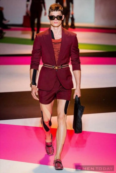 BST thời trang nam xuân hè 2014 từ Versace (P2)
