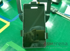 Camera và màn hình của Galaxy S7 bị lộ