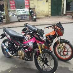 Cặp đôi Suzuki Raider độ cực chất tại Hà Nội