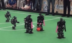 Cúp bóng đá thế giới dành cho robot