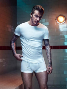 David Beckham khoe vẻ nam tính và quyến rũ trong chiến dịch của H