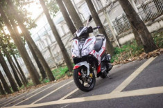 Honda Air Blade độ thể thao và phong cách của biker Việt