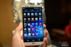 LG chạy đua phần cứng với Galaxy S5 bằng LG G3