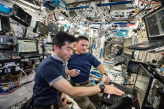 Lọc nước tiểu để uống trên trạm ISS