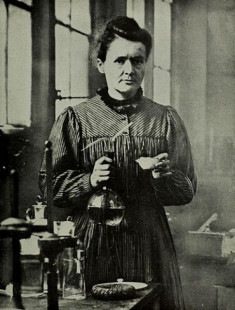 Marie Curie - từ cô bé làm thuê trở thành nhà khoa học vĩ đại