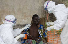 Mỹ sắp thử nghiệm vaccine Ebola trên người