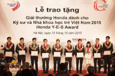 Sinh viên Việt nhận giải ‘Honda Y-E-S’ trị giá 30.000 USD