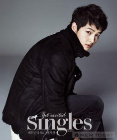 Song Joong Ki khoe vẻ nam tính trên tạp chí