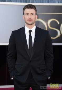 Tham khảo phong cách quý ông trên thảm đỏ Oscar 2013