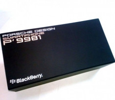 Ảnh đập hộp BlackBerry Porsche Design P’9981 chính hãng