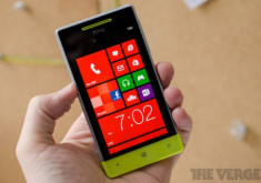 Ảnh thực tế HTC Windows Phone 8S
