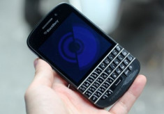 Ảnh thực tế về chiếc BlackBerry Q10 ở Việt Nam