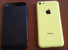 Apple thúc Foxconn giao iPhone thế hệ mới đầu tháng 9