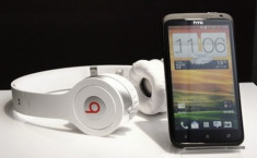 Bộ ba HTC One sẽ được bán ra từ 2/4