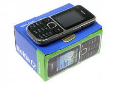 ‘Đập hộp’ di động 3G rẻ nhất của Nokia