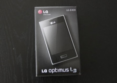 ‘Đập hộp’ LG Optimus L3 tại VN