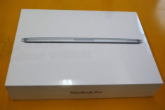 Đập hộp Macbook Pro Retina 13 inch tại TP HCM