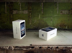 ‘Đập hộp’ máy được cho là iPhone 4G