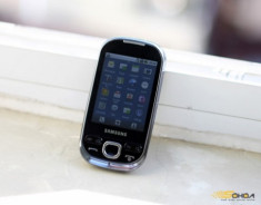 ‘Dế’ Android rẻ nhất của Samsung lên kệ