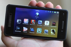 Điện thoại BlackBerry 10 đầu tiên có tên Z10