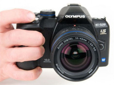 DSLR 10 ‘chấm’ mới của Olympus