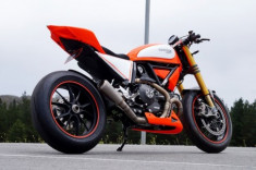 Ducati Scrambler độ kịch độc khi kết hợp với siêu mô tô 1199 Panigale