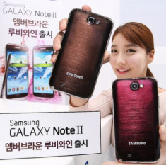 Galaxy Note II thêm 2 màu mới