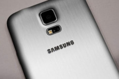 Galaxy S5 Prime chuẩn bị đối đầu với One M8 Prime
