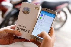 Galaxy S6 hàng xách tay giảm giá sâu, còn 12 triệu đồng