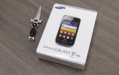 Galaxy Y Duos hai sim giá 4,5 triệu