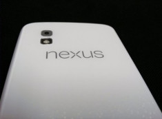 Google sắp có Nexus 4 màu trắng