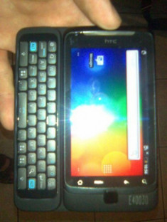 HTC Vision, chiếc Desire với bàn phím QWERTY