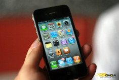 iPhone 4 tại Việt Nam bắt đầu hạ giá