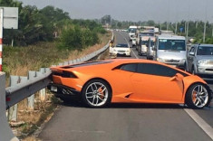 Lamborghini Huracan bị tai nạn ở cao tốc Long Thành, quận 9, TP HCM