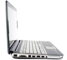 Laptop đắt tiền thay thế desktop