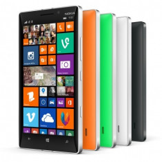 Lumia 930 chính hãng được rao giá từ 12,49 triệu đồng