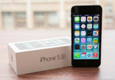‘Mở hộp’ bộ đôi iPhone 5S và 5C