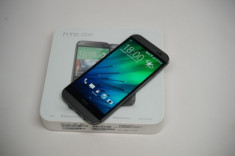 Mở hộp HTC One 2014 tại Việt Nam