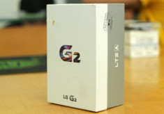 ‘Mở hộp’ smartphone LG G2 đầu tiên về Việt Nam