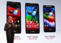Motorola Razr HD hoãn bán vì lỗi ăng-ten