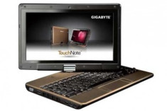 Netbook ‘kiêm’ máy tính bảng