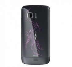 Nokia ra bản C5-03 Illuvial màu hồng