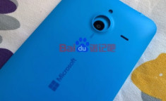 Phablet giá rẻ Lumia 1330 lộ ảnh mặt sau