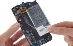 Phí thay pin Galaxy S6 rẻ hơn so với iPhone