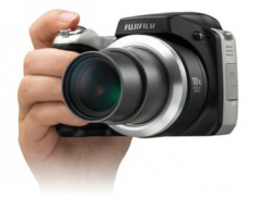 S8000fd - camera zoom 18x của Fujifilm