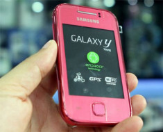 Samsung Galaxy Y ra phiên bản hồng
