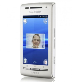 Sony Ericsson Shakira X8 giá gần 6 triệu