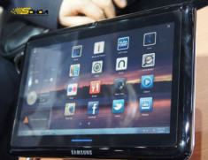 Tablet bàn phím trượt của Samsung tại CES