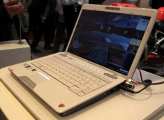 Toshiba Ducati U500 - laptop ‘xe đua’